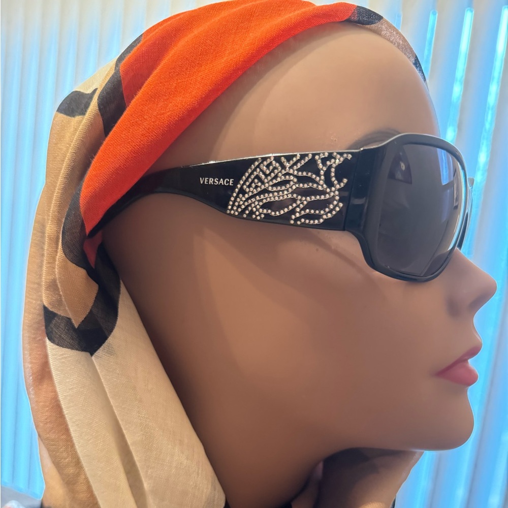(SOLD)Versace sunglasses